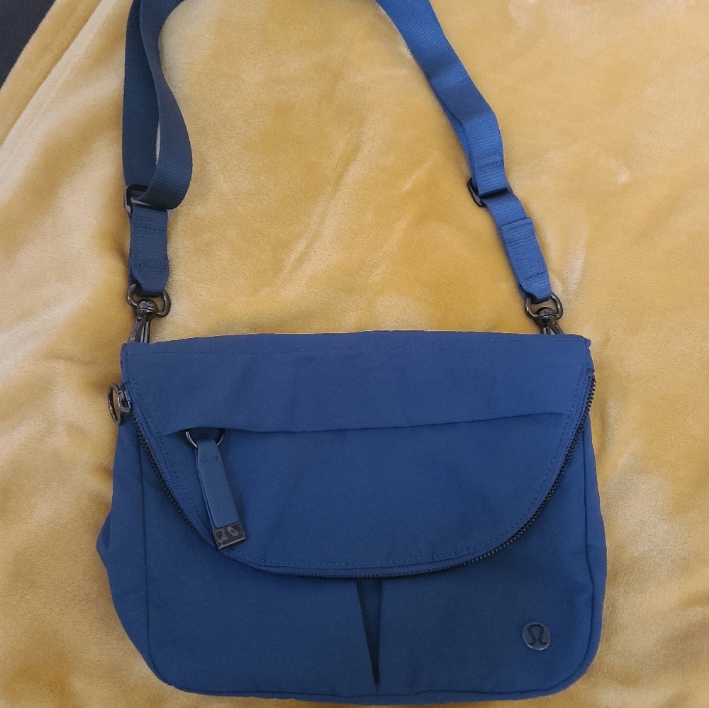 Lululemon crossbody bag